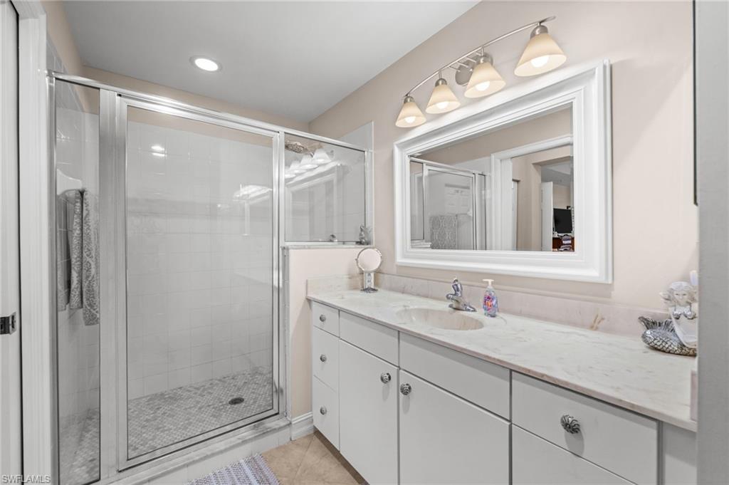 4670 Turnberry Lake DR 305 photo 21