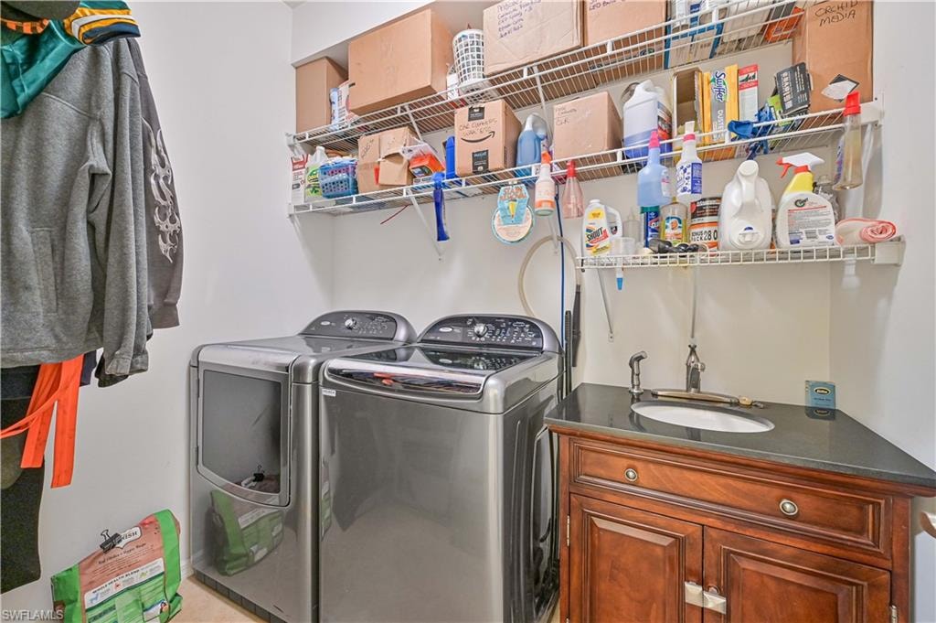 8641 Banyan Bay BLVD photo 23
