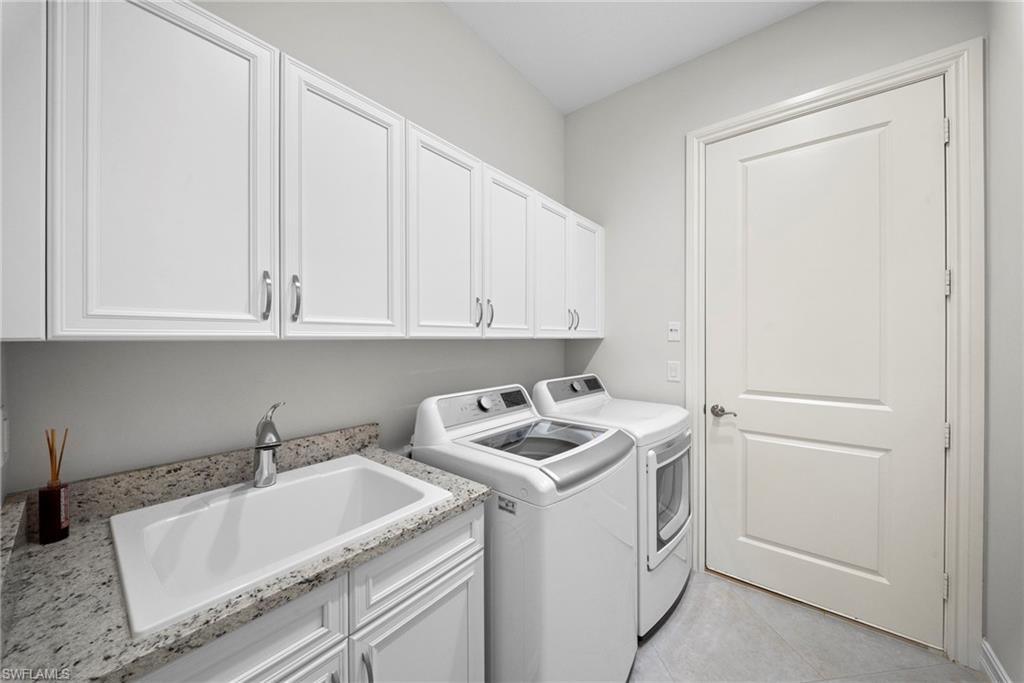 6522 Roma WAY photo 21