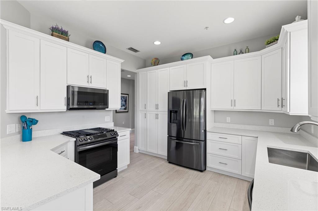 3031 Marengo CT 101