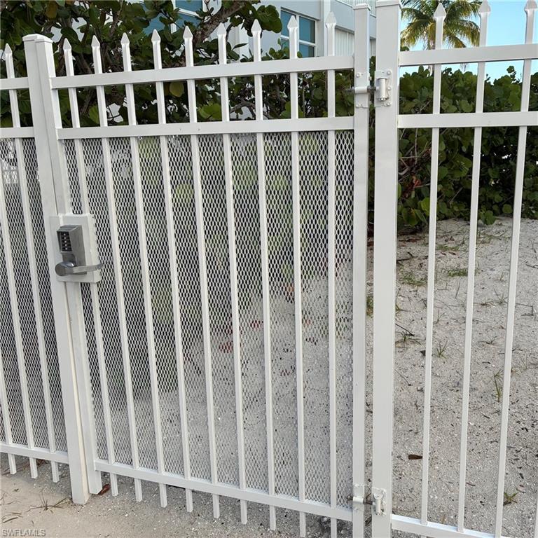 2550 Estero BLVD 12 photo 46