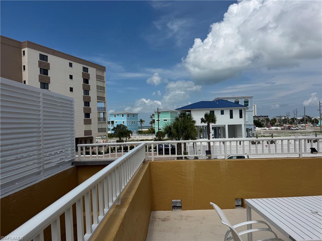 2550 Estero BLVD 12 photo 34