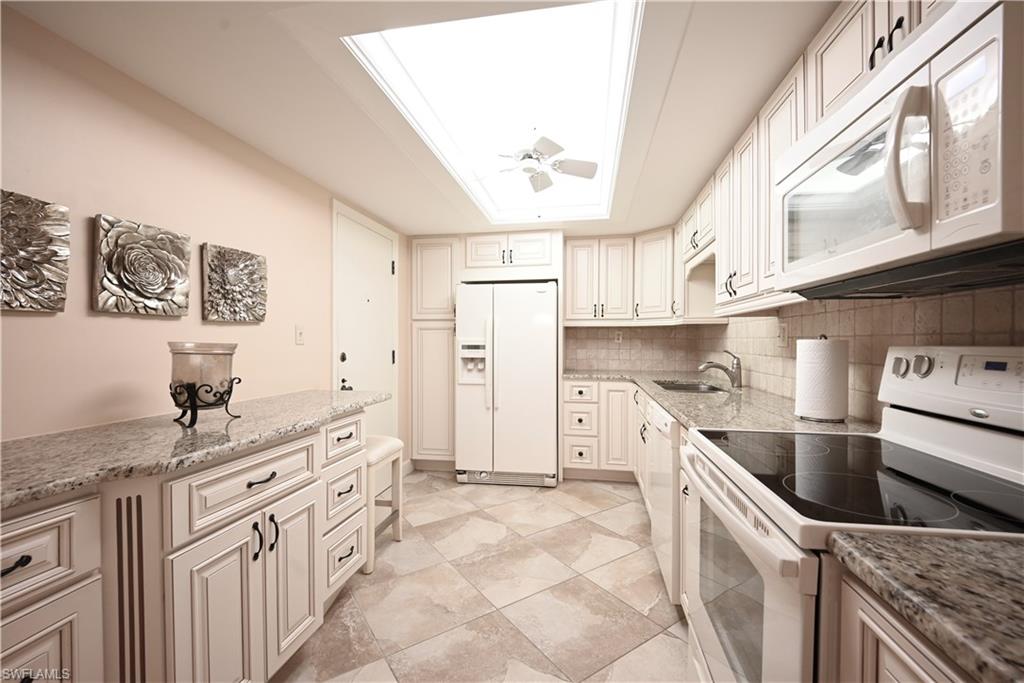 7146 Estero BLVD 614 photo 14