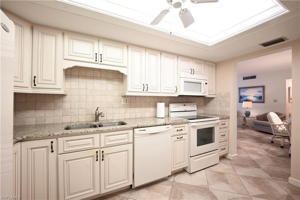 7146 Estero BLVD 614 photo 15