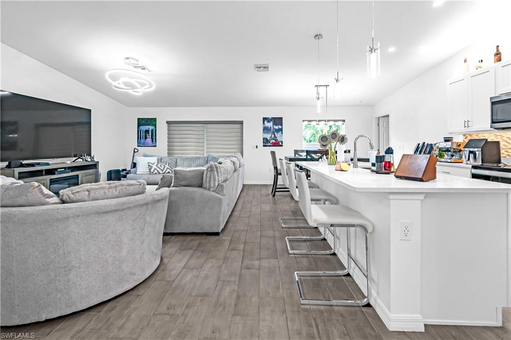 1307 SW 13th TER