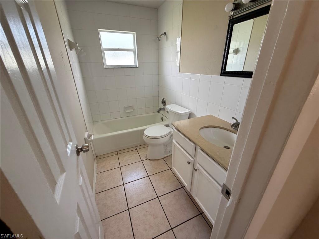 5645 6th AVE B photo 7