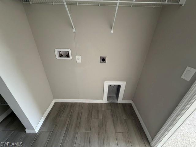 740 Foxtail ST E photo 10