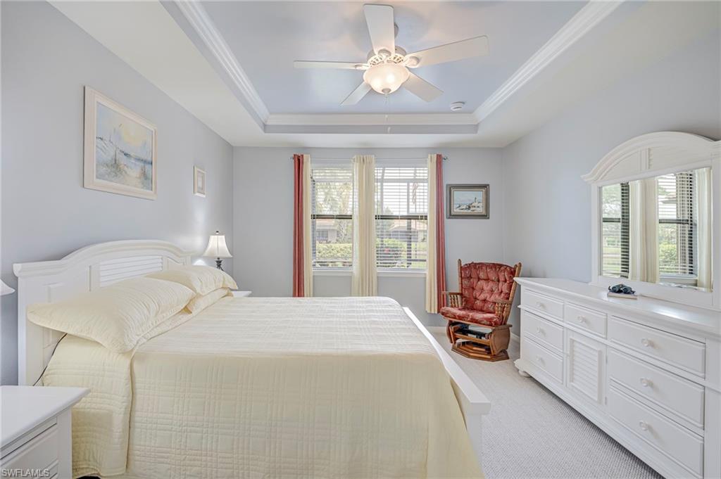 6085 Triumph LN photo 16