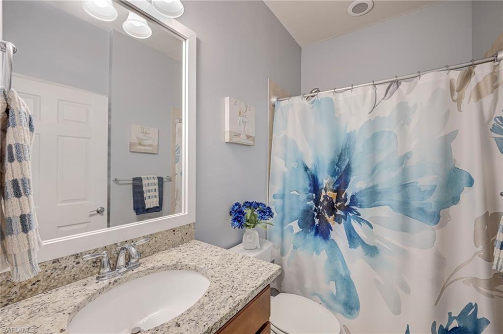 6085 Triumph LN photo 22