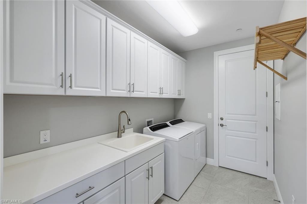 Laundry Room with utility tub