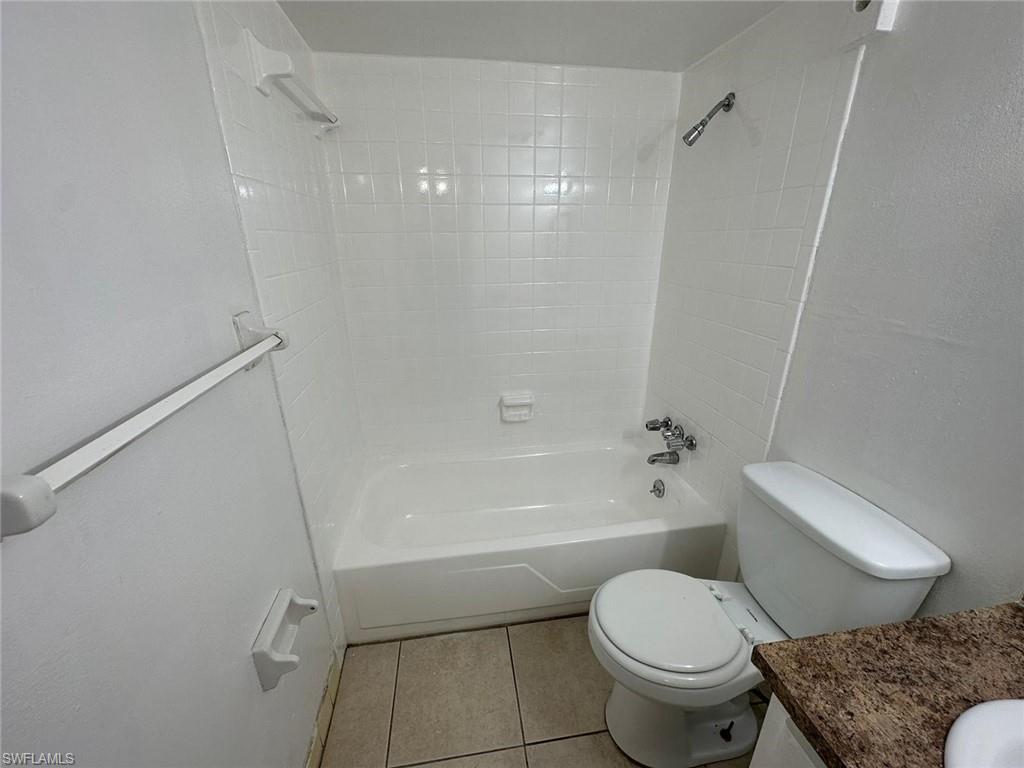 1830 Maravilla AVE 303 photo 20