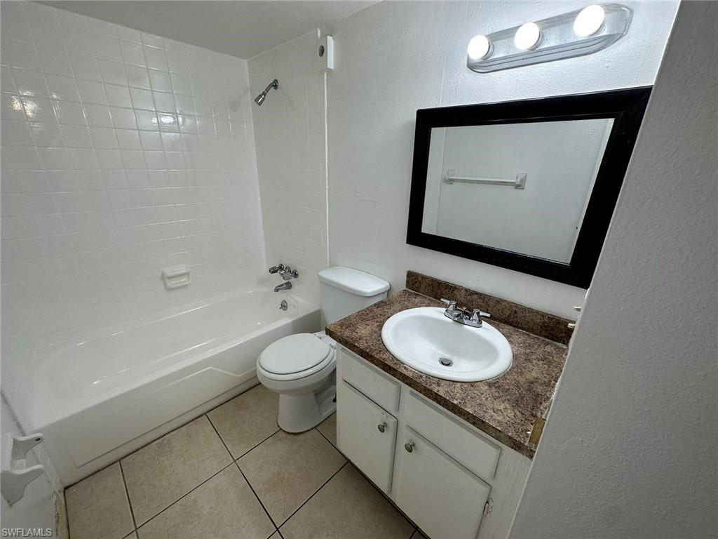1830 Maravilla AVE 303 photo 19