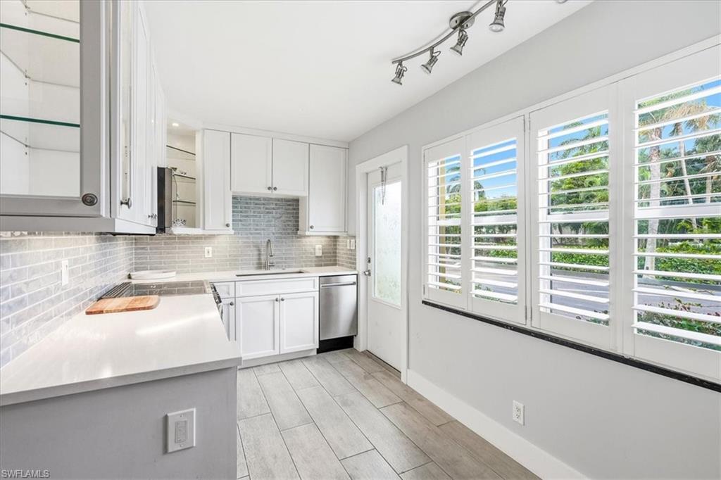 203 8th AVE S 203A