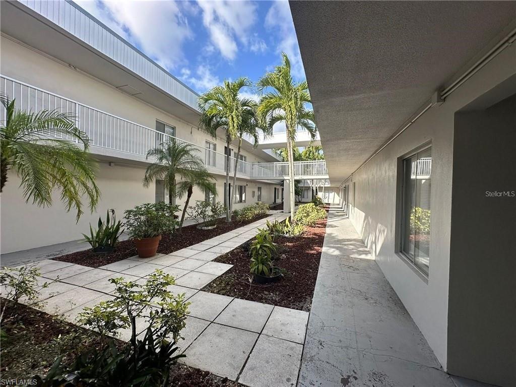 1830 Maravilla AVE 309 photo 10