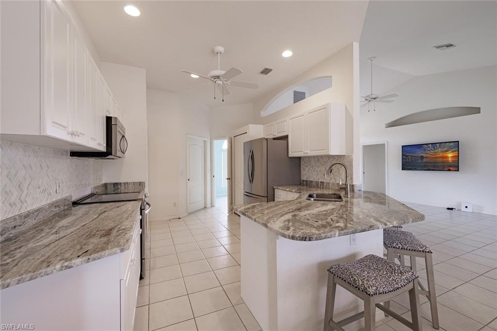 2819 SW 37th TER photo 13