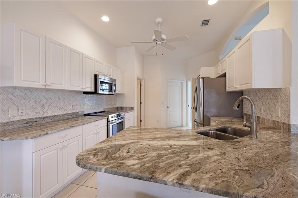 2819 SW 37th TER photo 14