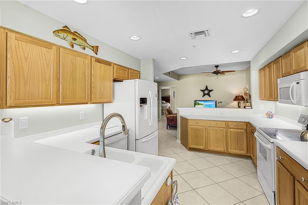 4141 Bay Beach LN 442 photo 6