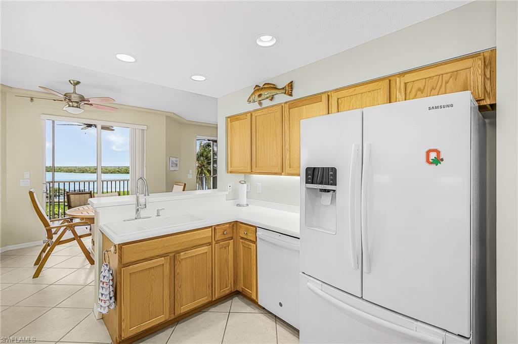 4141 Bay Beach LN 442 photo 7