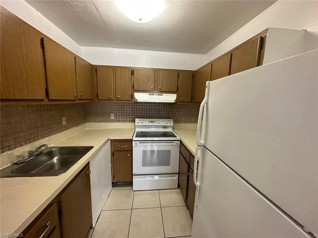 1830 Maravilla AVE 202 photo 18