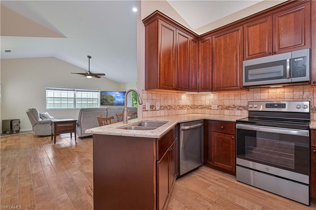 13511 Siesta Pines CT photo 46