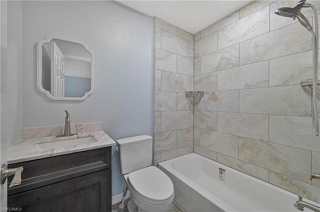 13511 Siesta Pines CT photo 32