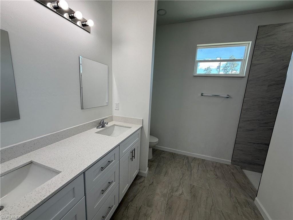 1115 Cove ST E photo 9
