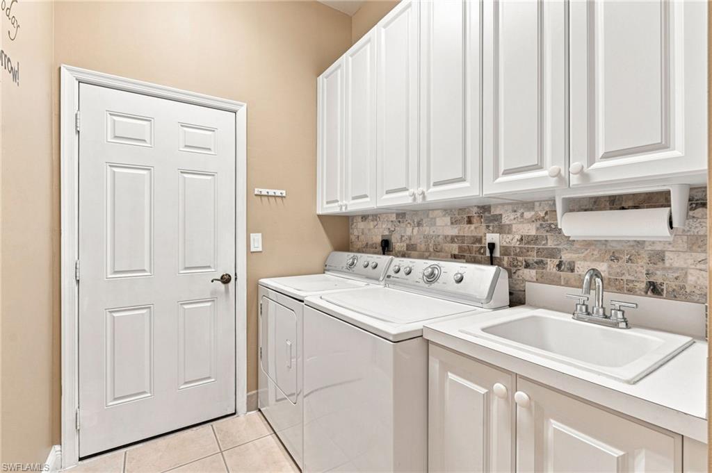 13921 Bently CIR photo 32