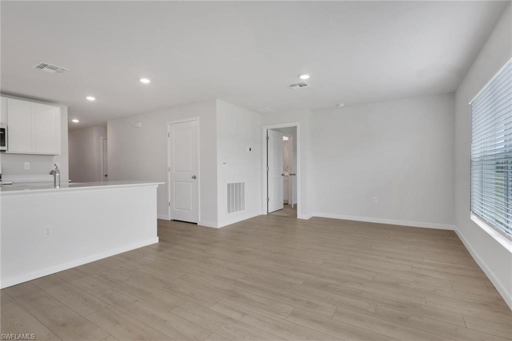 533 Ilaria CT photo 8