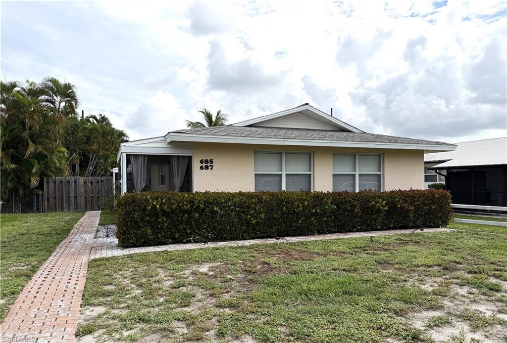 685 95th AVE N