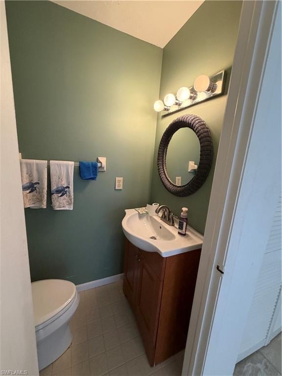 Rear Unit 1/2 bath