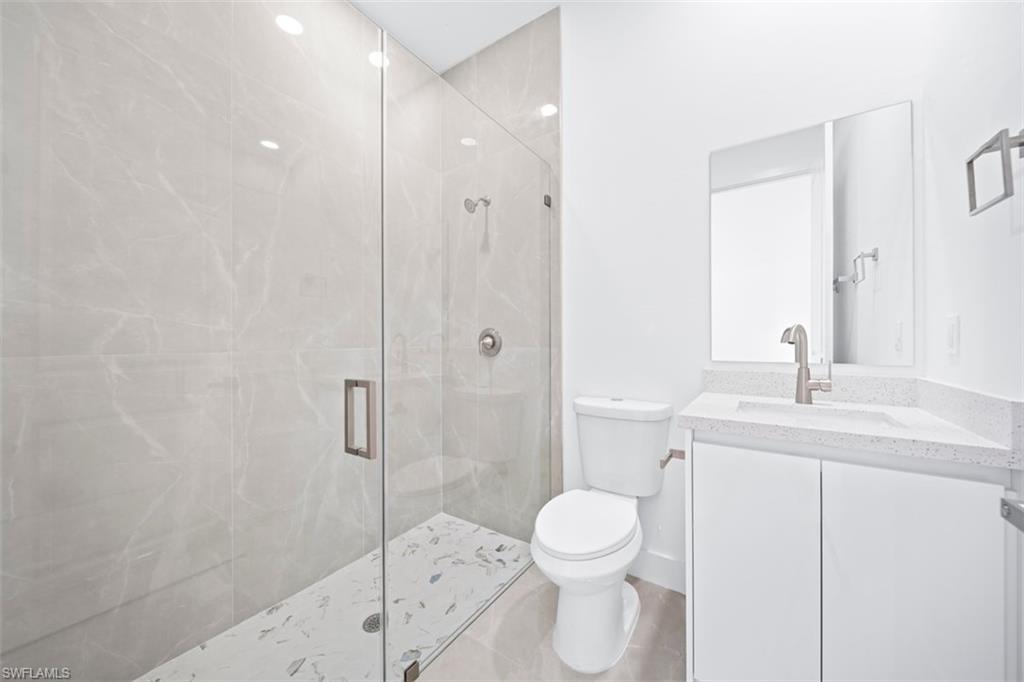 1255 Nimitz BLVD photo 17