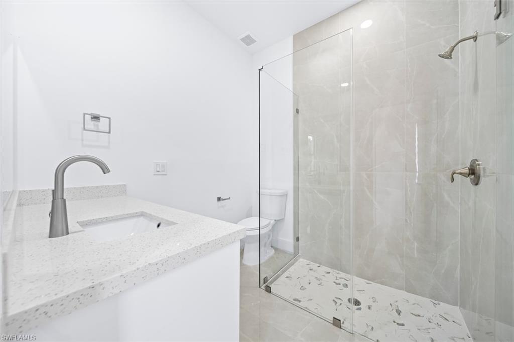 1255 Nimitz BLVD photo 21