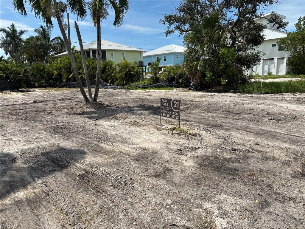 126 Mandalay RD photo 10