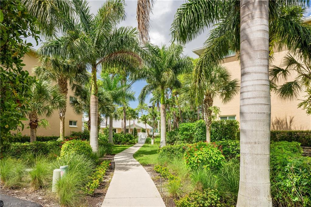 3001 Sandpiper Bay Circle