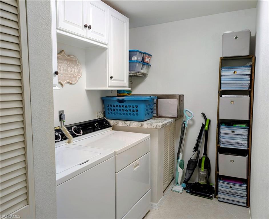 1140 Sarah Jean CIR 205 photo 22
