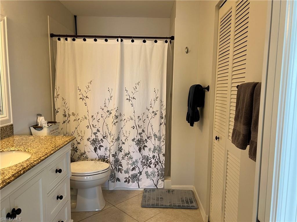 1140 Sarah Jean CIR 205 photo 15
