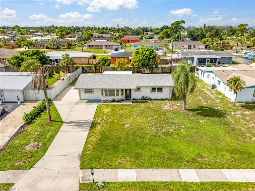 18186 Iris RD