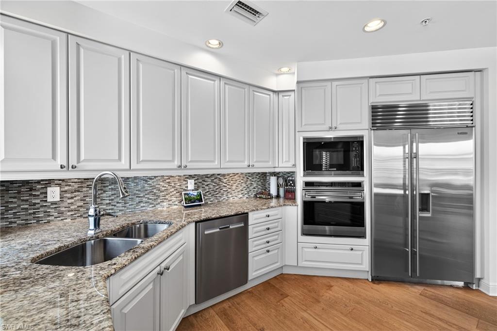 1540 5TH AVE S D305 photo 12