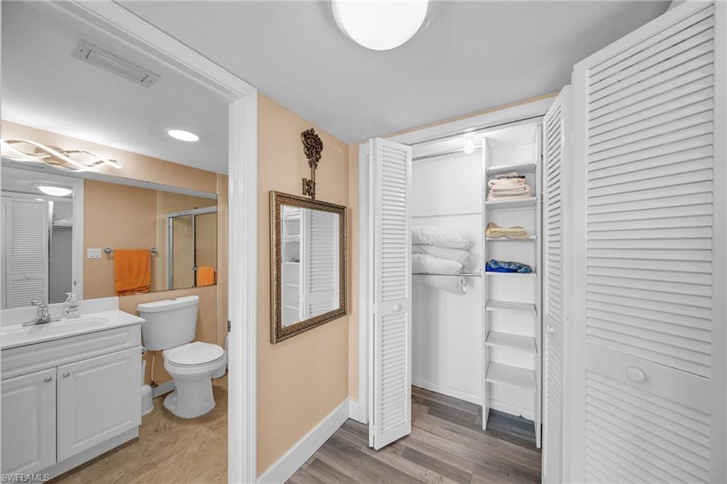 4260 SE 20th PL 401 photo 21