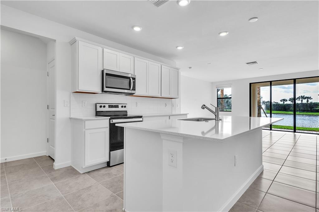 1424 Weeping Willow CT