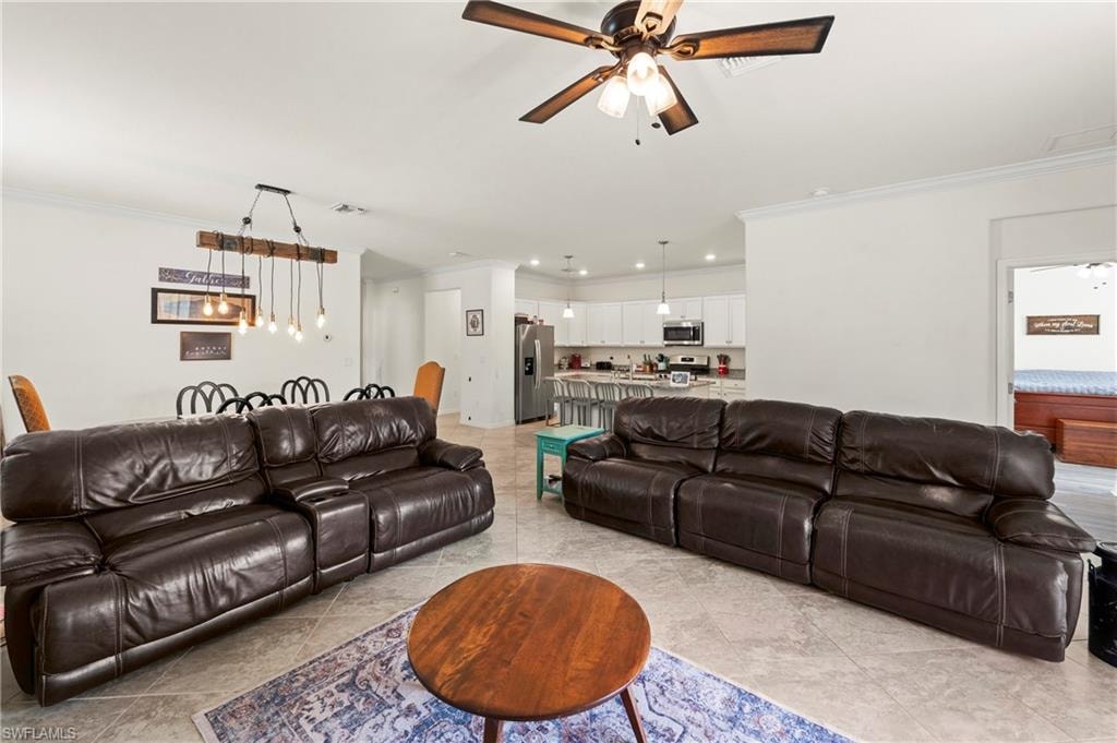 17573 Canopy CT photo 9