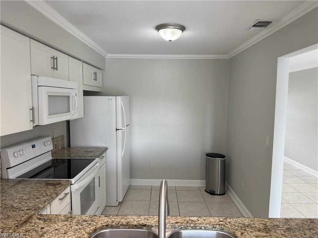 4402-4404 Santa Barbara BLVD photo 9