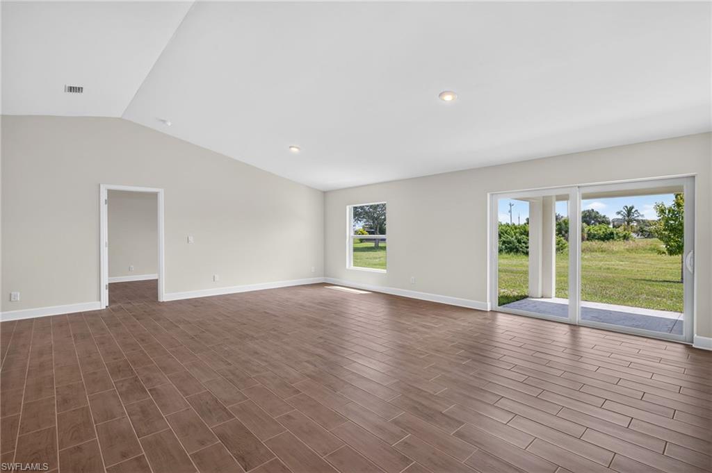 1135 NW 8th PL