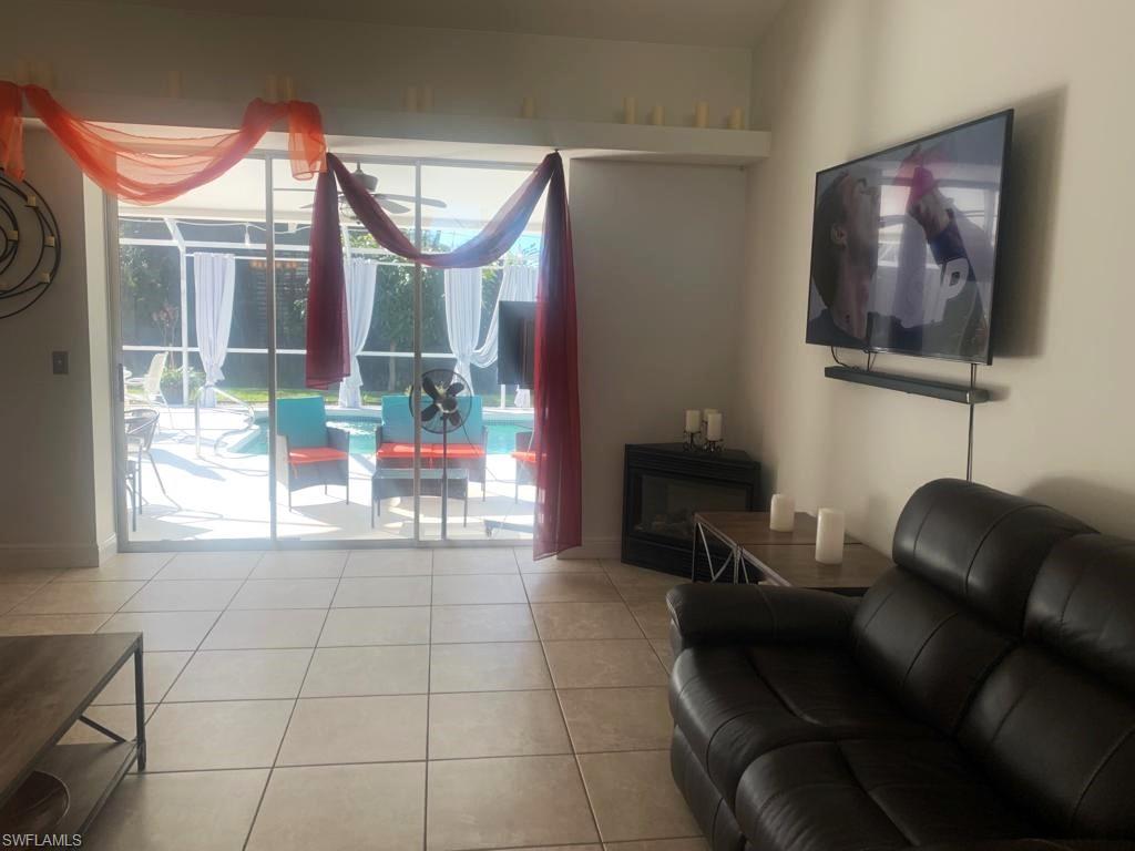 1499 Vintage Ln