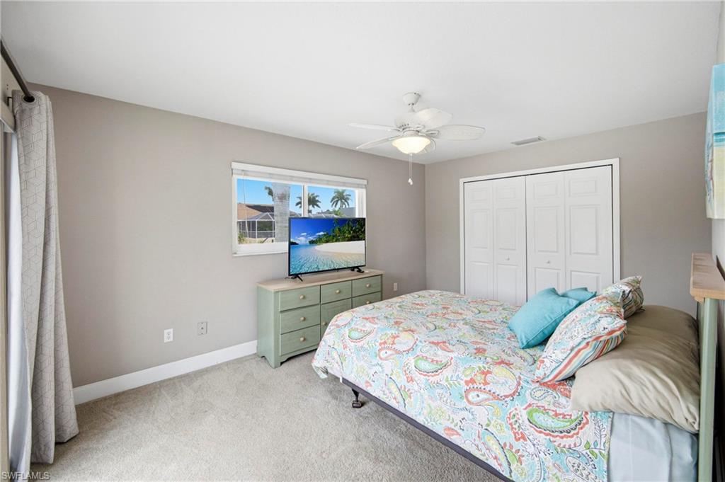 1409 SW 43rd TER photo 12