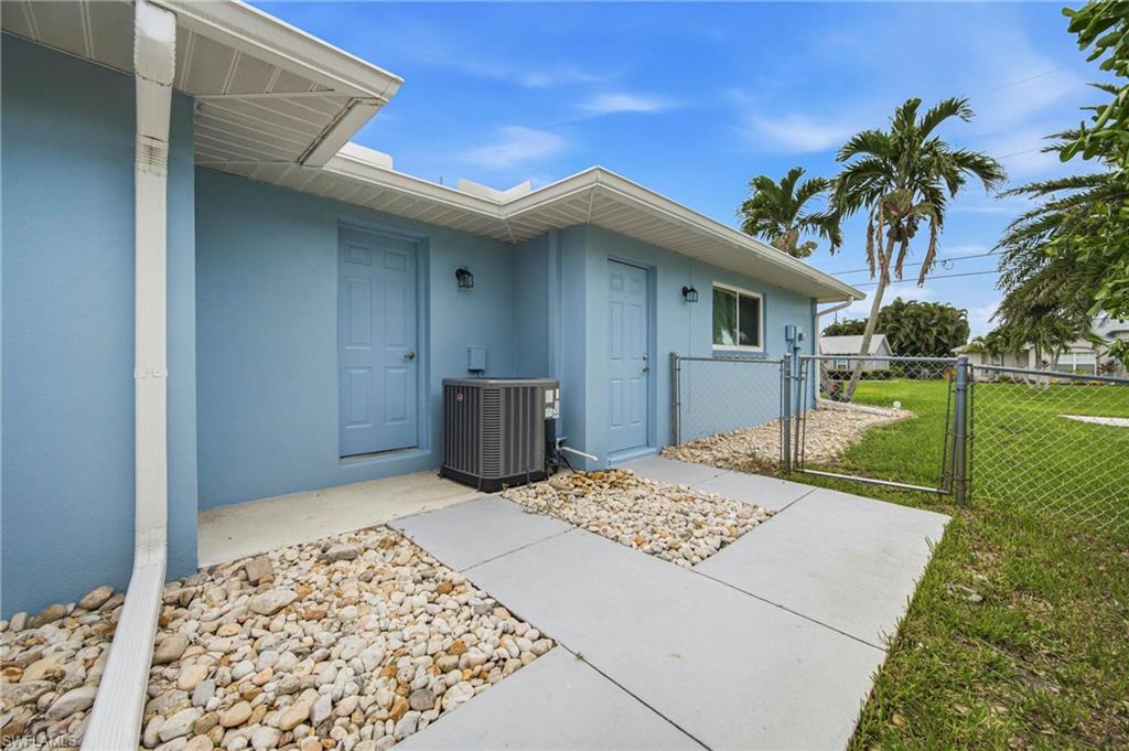 1409 SW 43rd TER photo 26