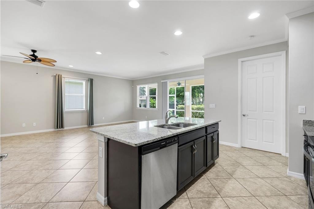 2899 Sunset Pointe CIR photo 14