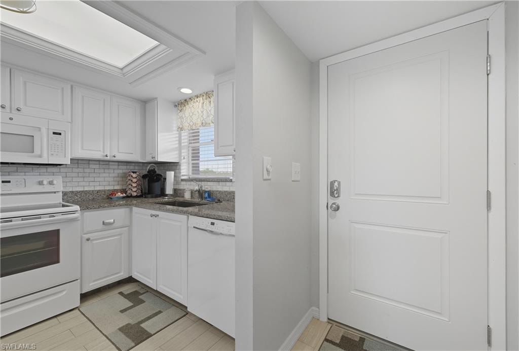 16881 Davis RD 126