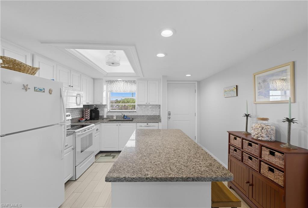 16881 Davis RD 126