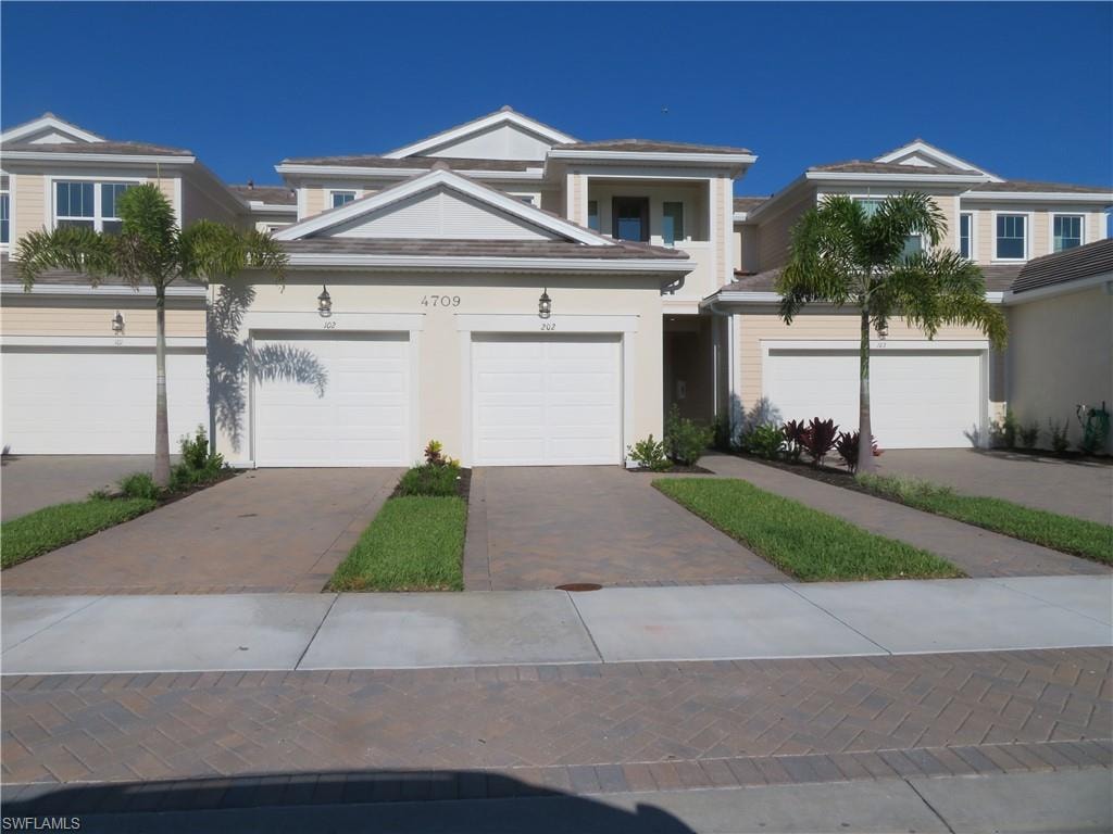 4709 Arboretum CIR 102